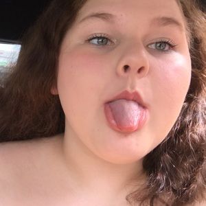 Meet your Posher, Hailey